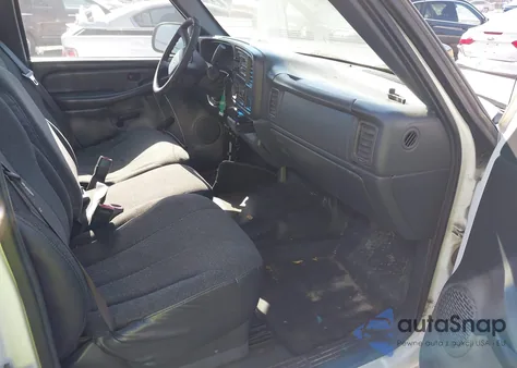 1999 Chevrolet Silverado 1500 from USA, damaged, VIN 1GCEC14WXXE244589